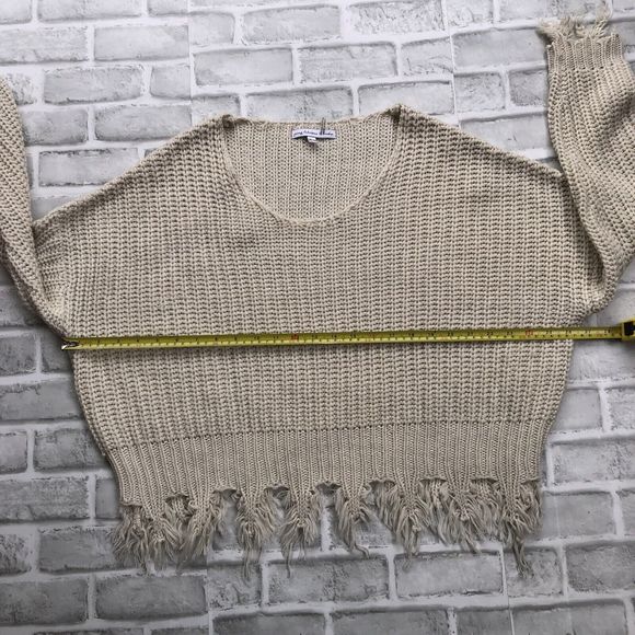 Young Fabulous & Broke Chunky Knit Distressed Raw Hem Oversized Sweater Size S/M - Picture 7 of 13